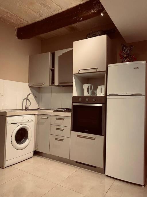Vallettadreamsuites Groud Floor Shared Sea View Rooof Terrace ภายนอก รูปภาพ