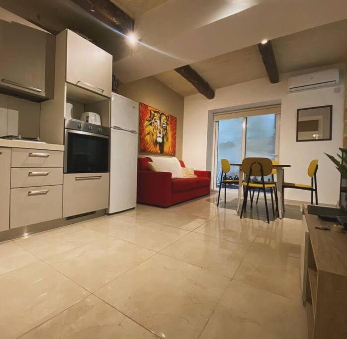 Vallettadreamsuites Groud Floor Shared Sea View Rooof Terrace ภายนอก รูปภาพ